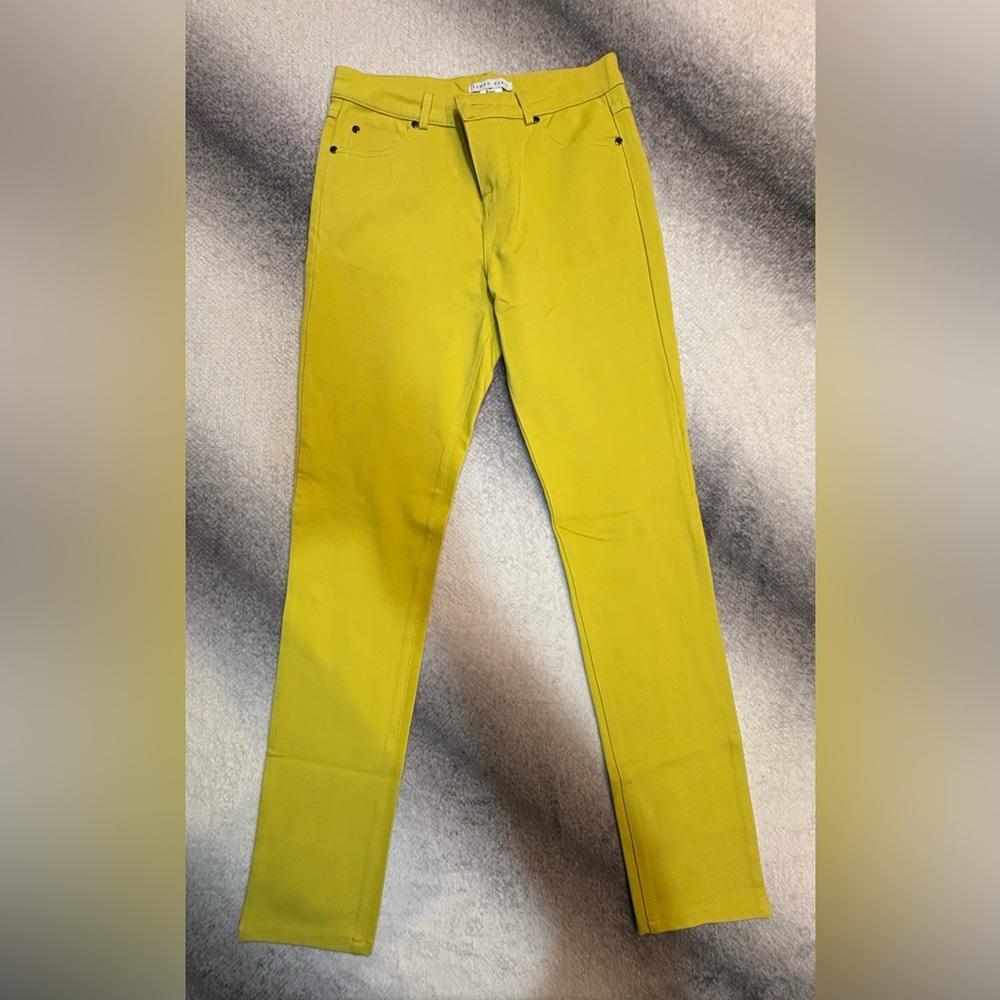 NWOT Women's Tempo Paris Stretch Lime Yellow Green Stretch Jeans Pants Bottoms 6